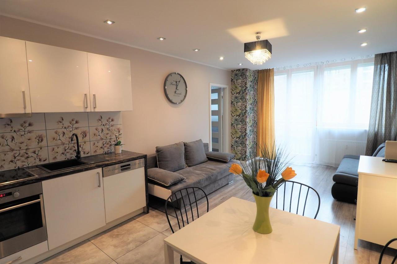 שצ'צ'ין Kghn Apartments Wyszynskiego מראה חיצוני תמונה