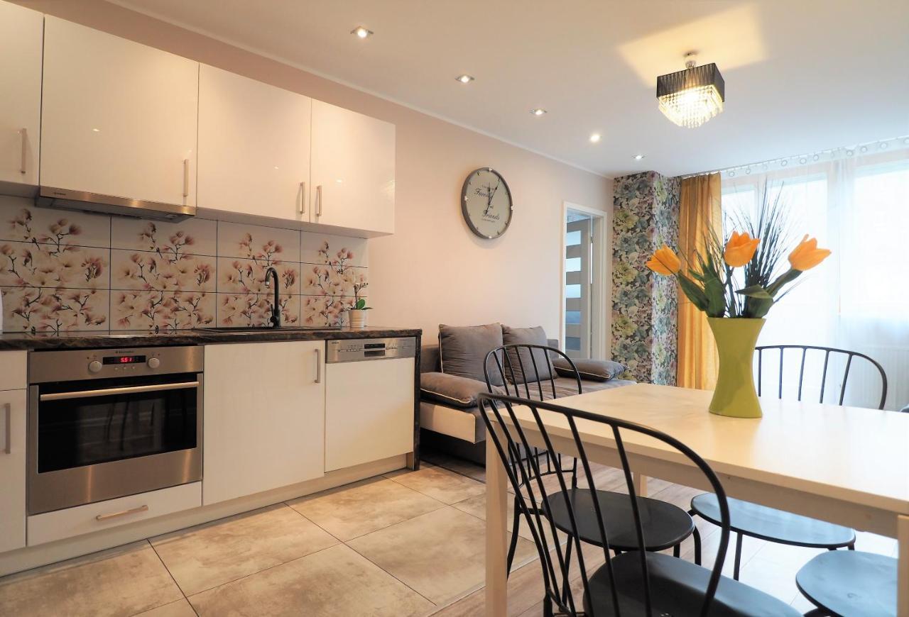 שצ'צ'ין Kghn Apartments Wyszynskiego מראה חיצוני תמונה