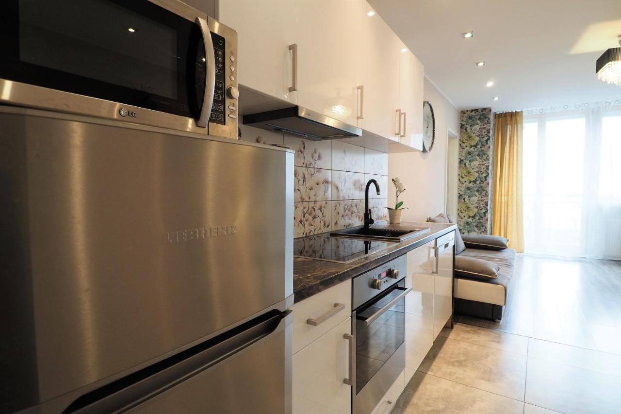 שצ'צ'ין Kghn Apartments Wyszynskiego מראה חיצוני תמונה