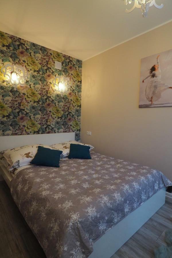 שצ'צ'ין Kghn Apartments Wyszynskiego מראה חיצוני תמונה