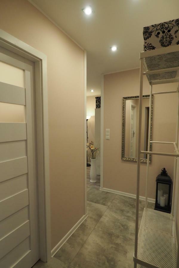 שצ'צ'ין Kghn Apartments Wyszynskiego מראה חיצוני תמונה